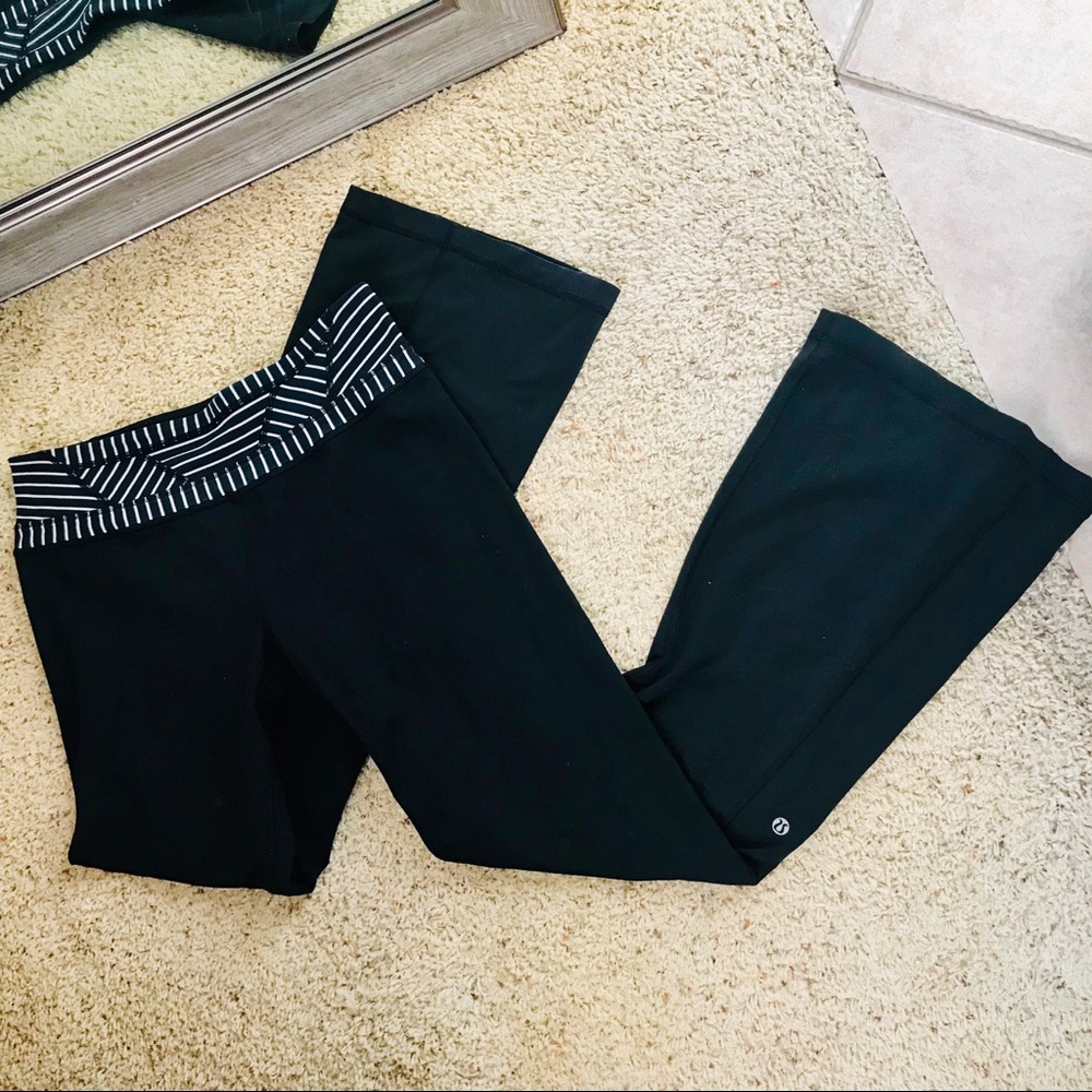Lululemon Reversible Flared Leggings